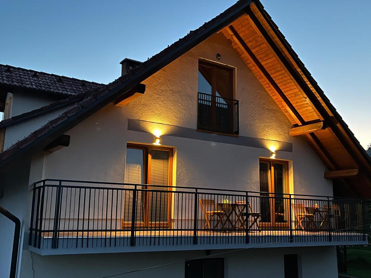 Apartma Ela Zgornje Gorje Dış mekan fotoğraf